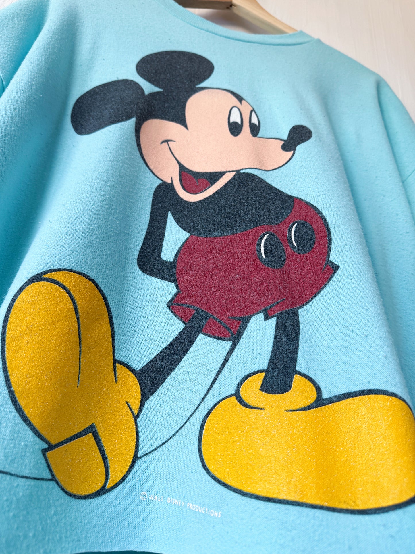 VINTAGE 80’s Cropped Crewneck - M