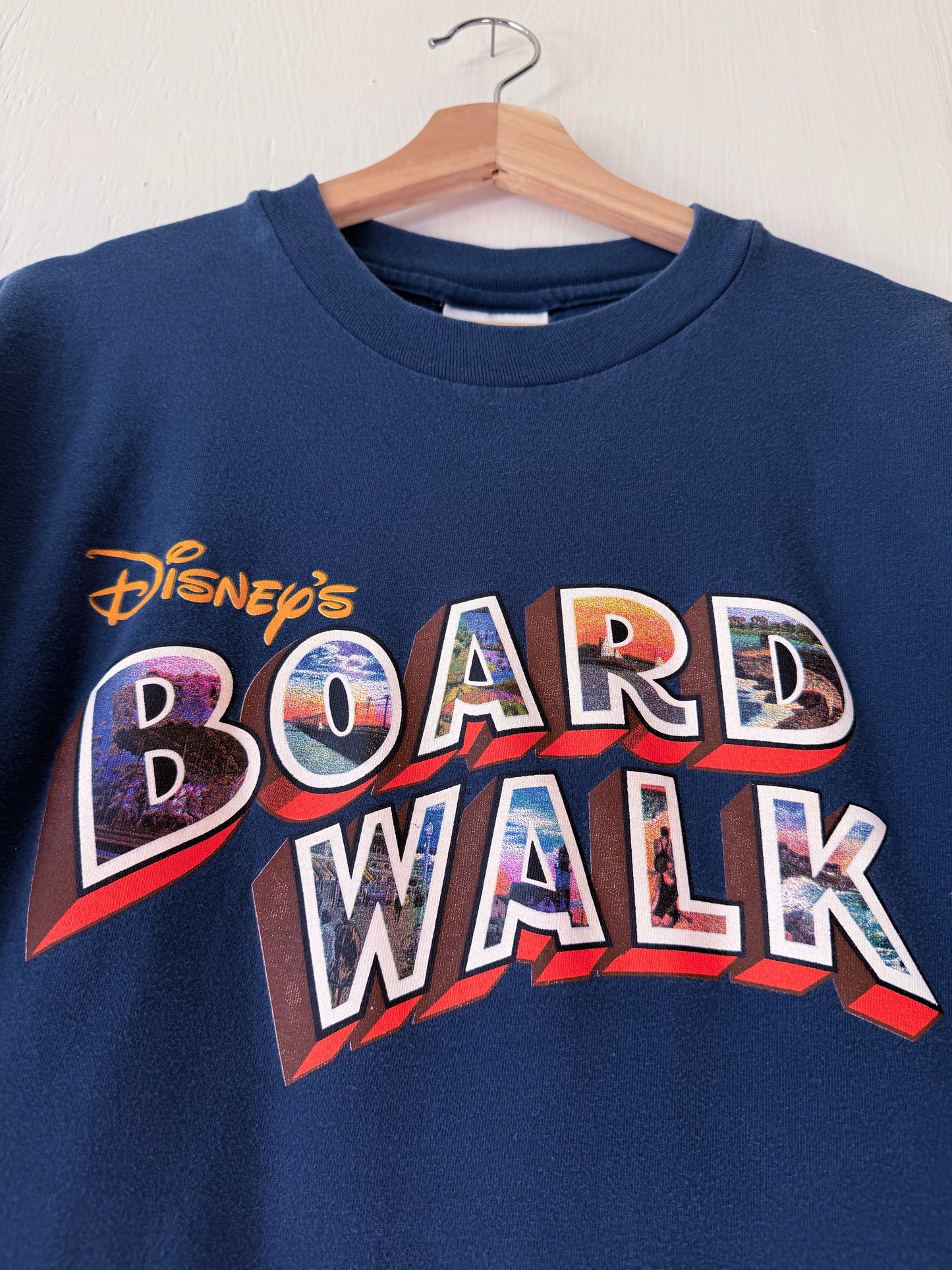 VINTAGE 00’s Disney’s Boardwalk Cropped Tee - XL