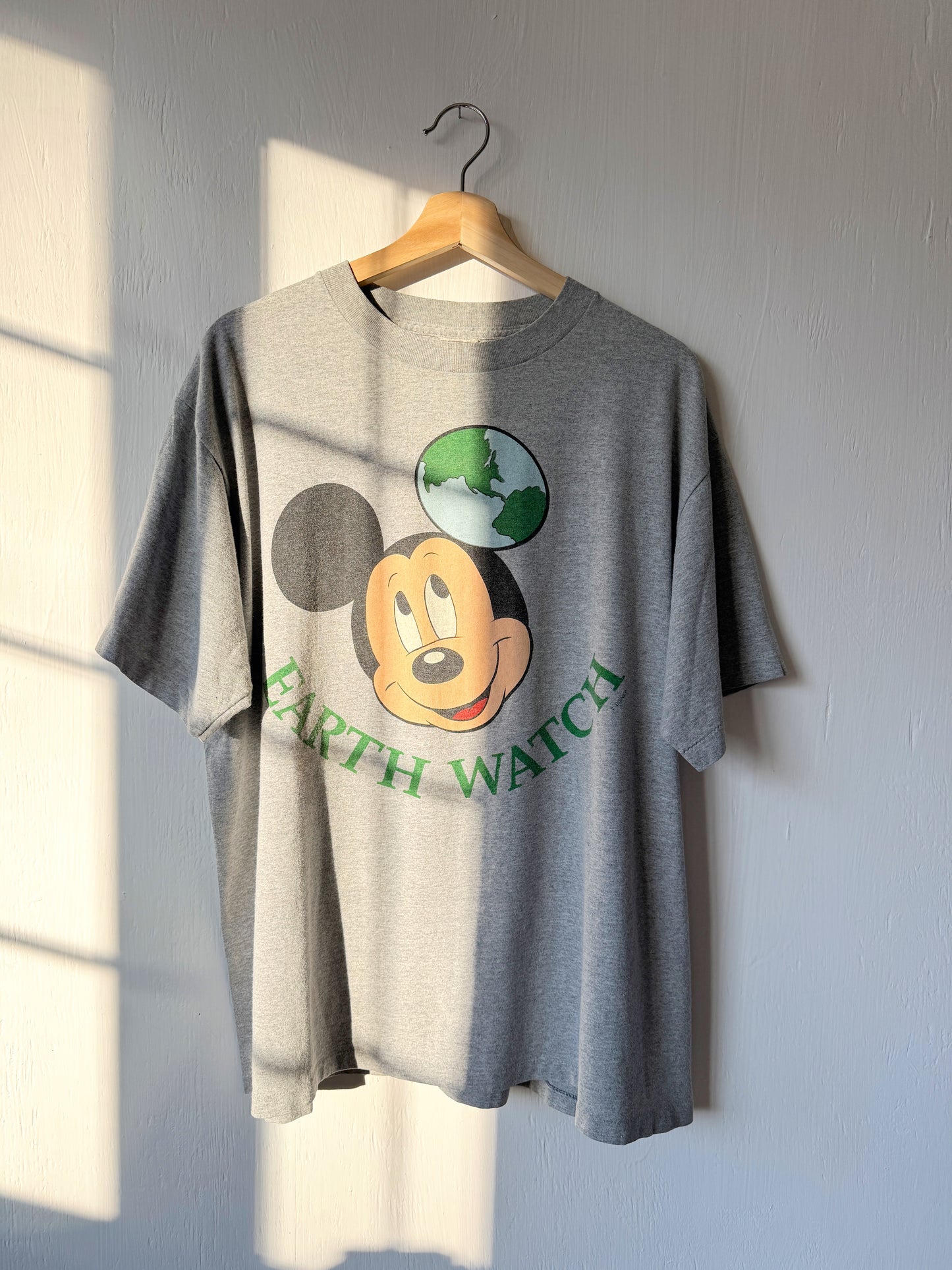 VINTAGE 90’s Big Face Earth Watch Tee - XL/1X