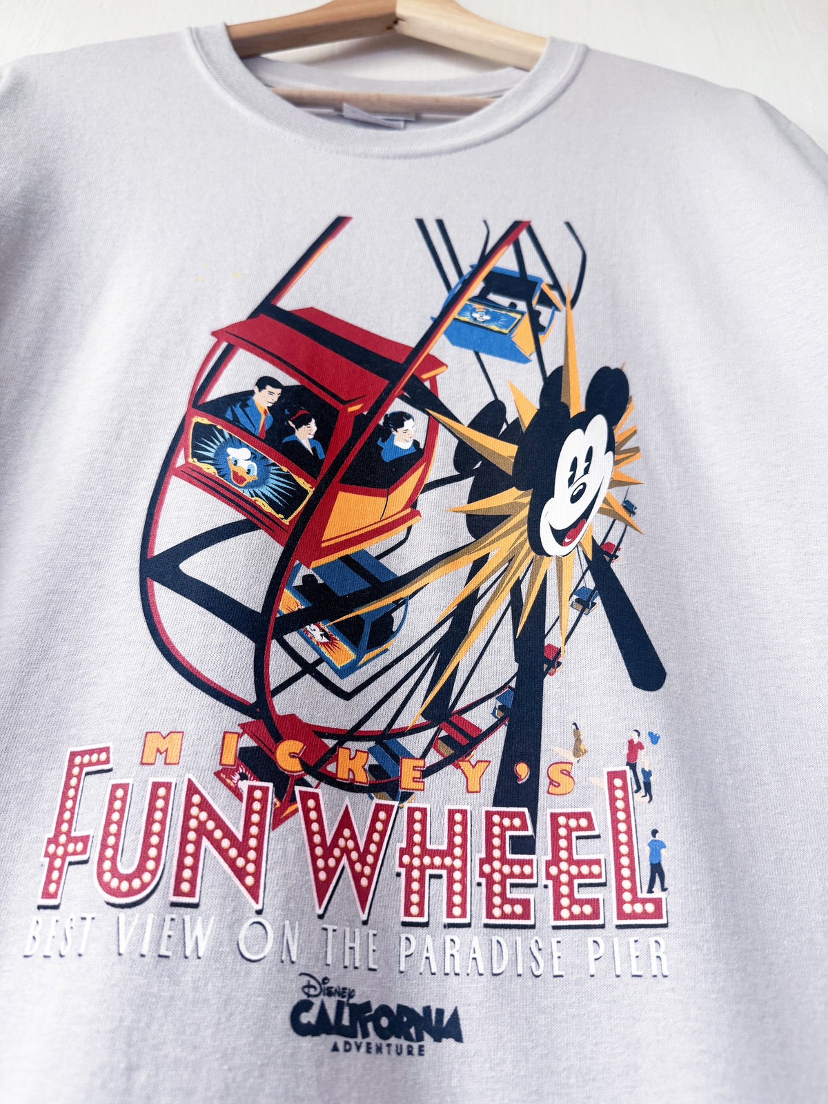 VINTAGE 00’s Mickey’s Fun Wheel CA Adventure Tee - XL