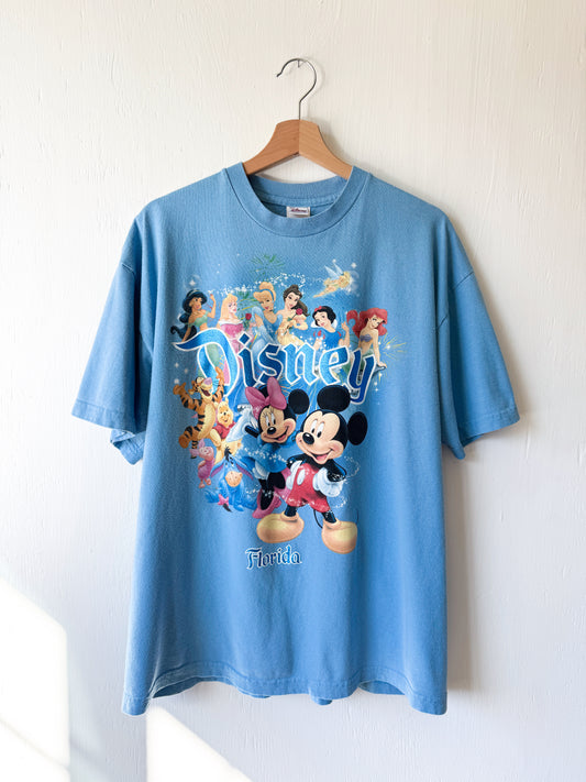 VINTAGE Disney Store Princess + Characters Tee - XL