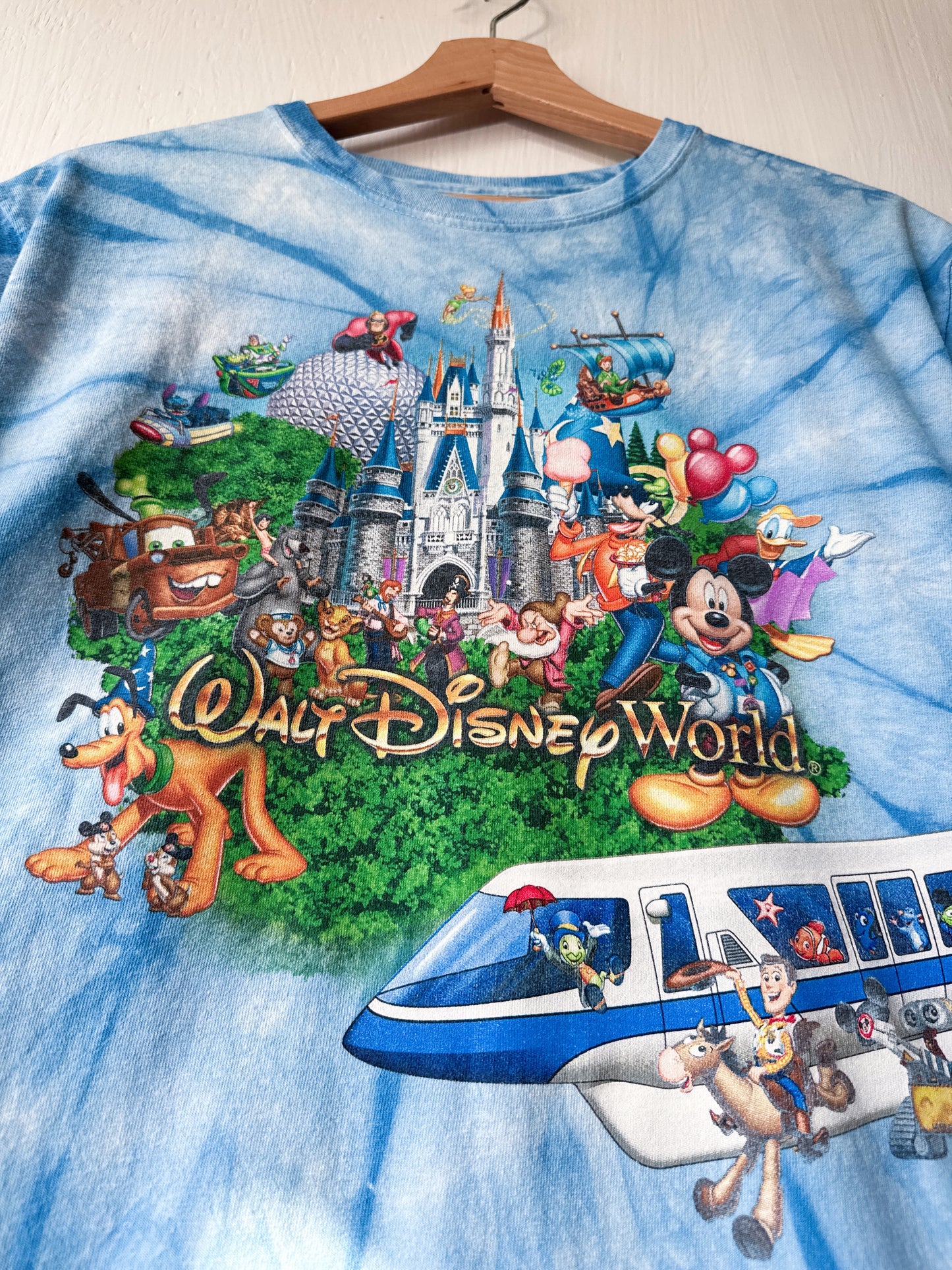 VINTAGE 00’s Character, Parks + Monorail Tee - S/M (YXL)