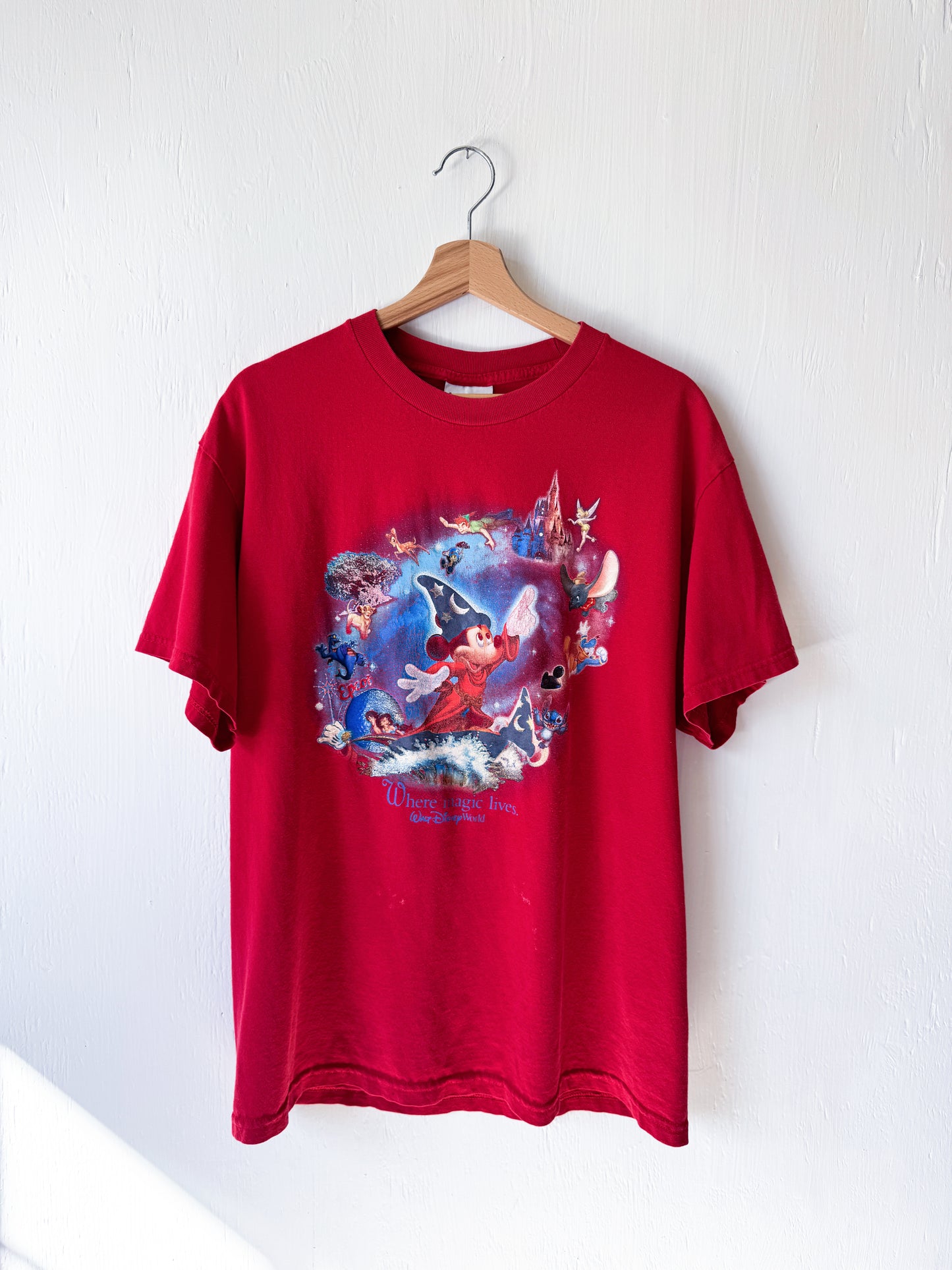 VINTAGE 00’s Sorcerer Mickey + Characters Tee - L