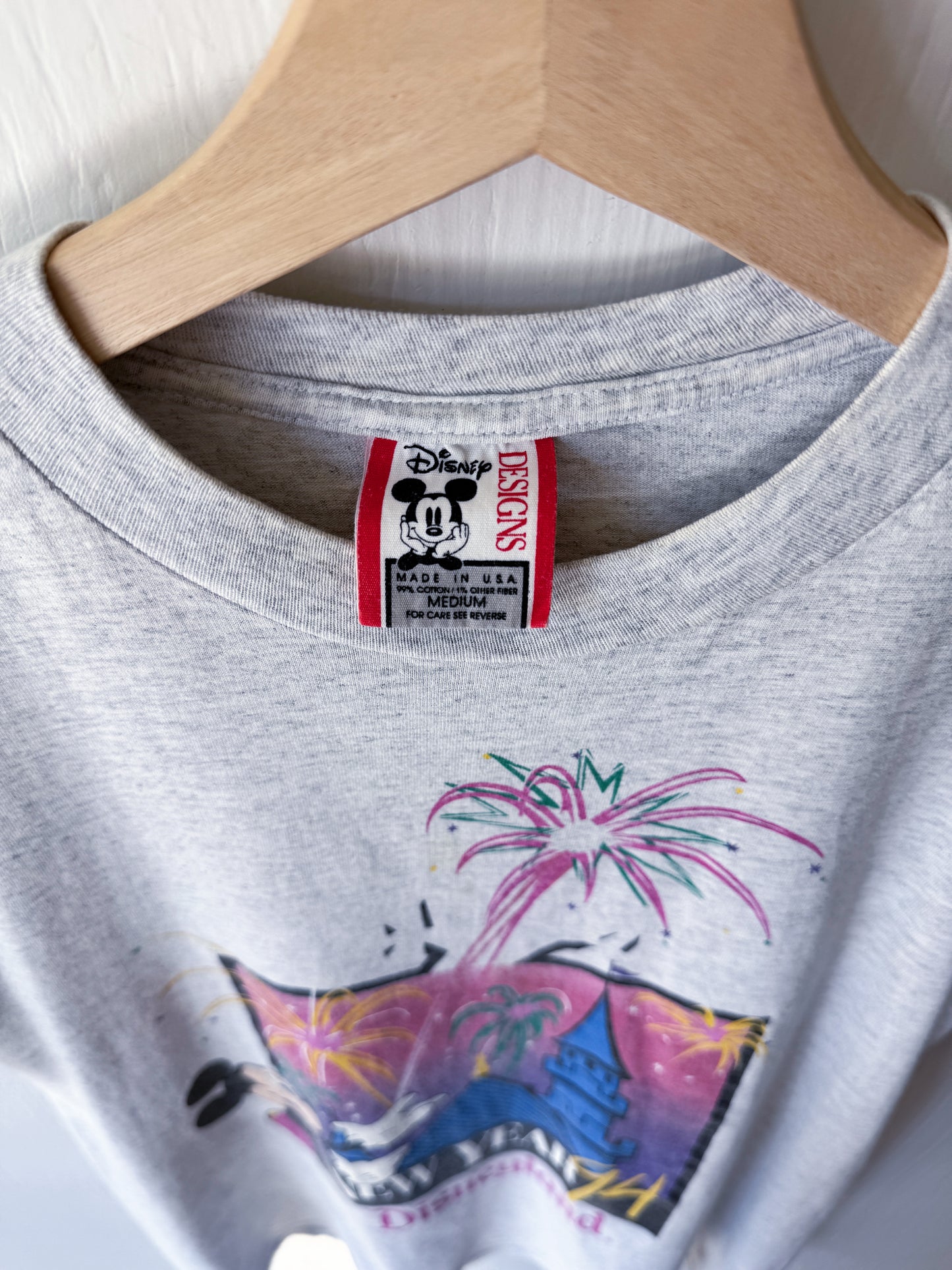 VINTAGE 1994 Disneyland New Year Fireworks Tee - M