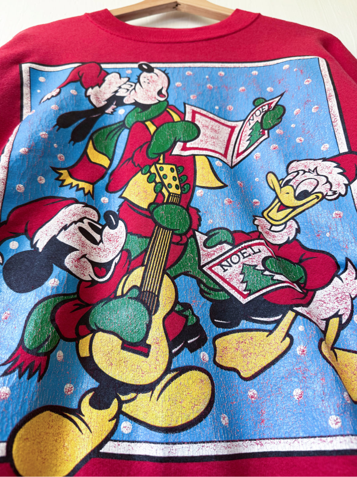 VINTAGE 90's Goofy Donald Mickey Carolers - L