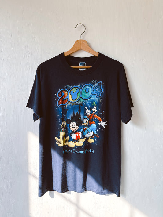 VINTAGE ‘04 Castle Tee - M