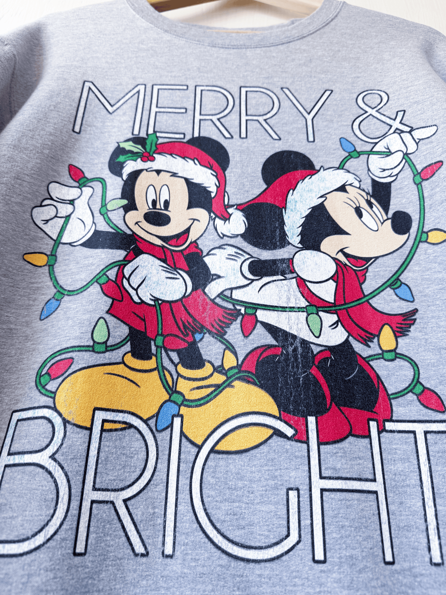 Mickey Minnie Merry + Bright Crewneck - L