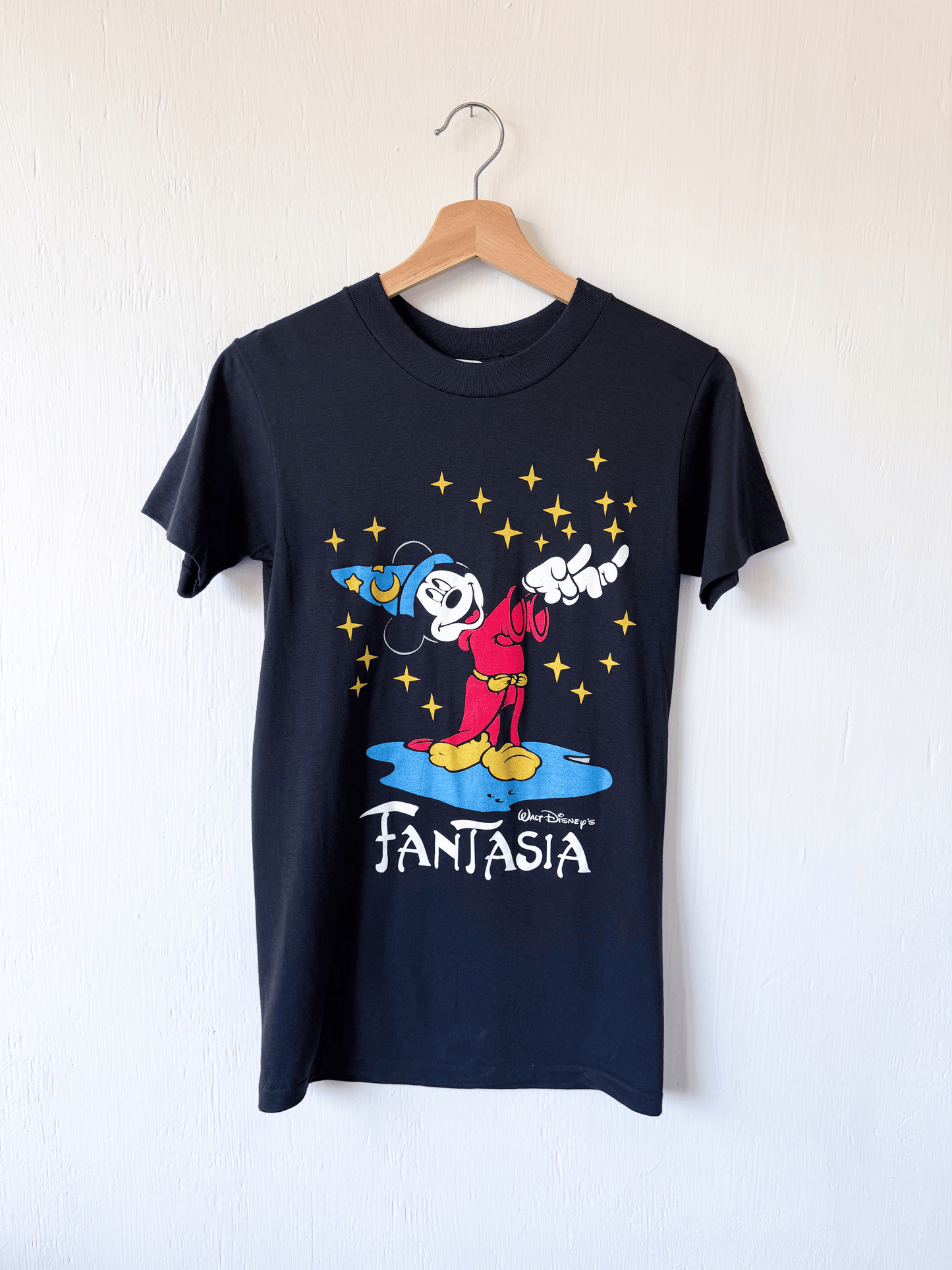 VINTAGE 90’s Rare Mickey & Co Fantasia Tee - XS/S