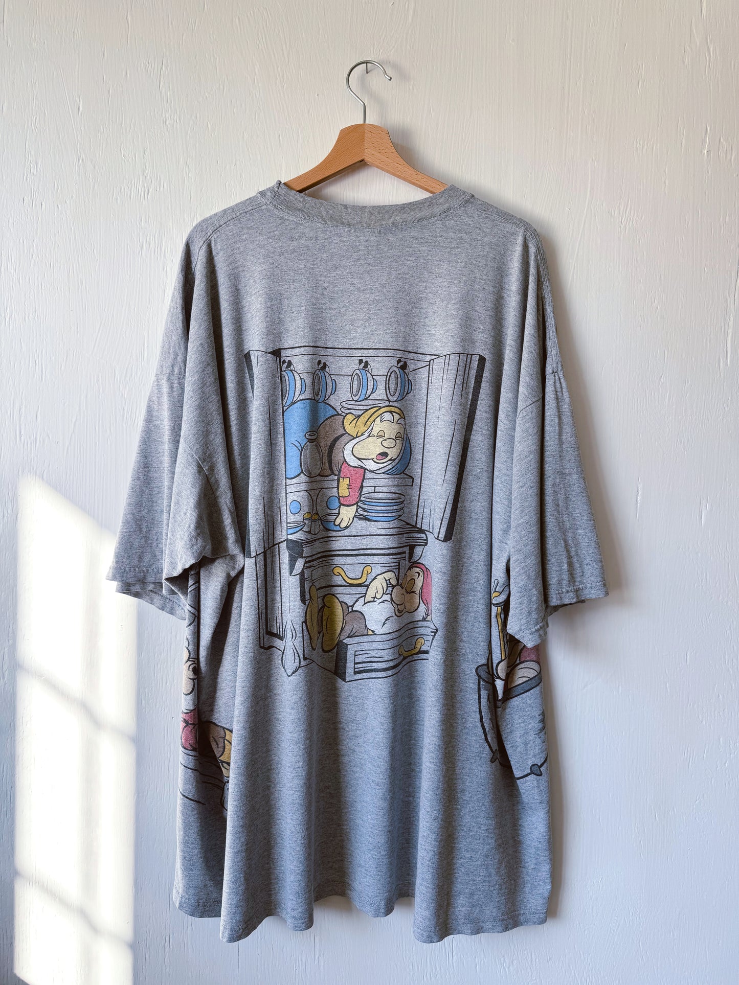 VINTAGE 90’s Sleeping Seven Dwarfs Tee - OS