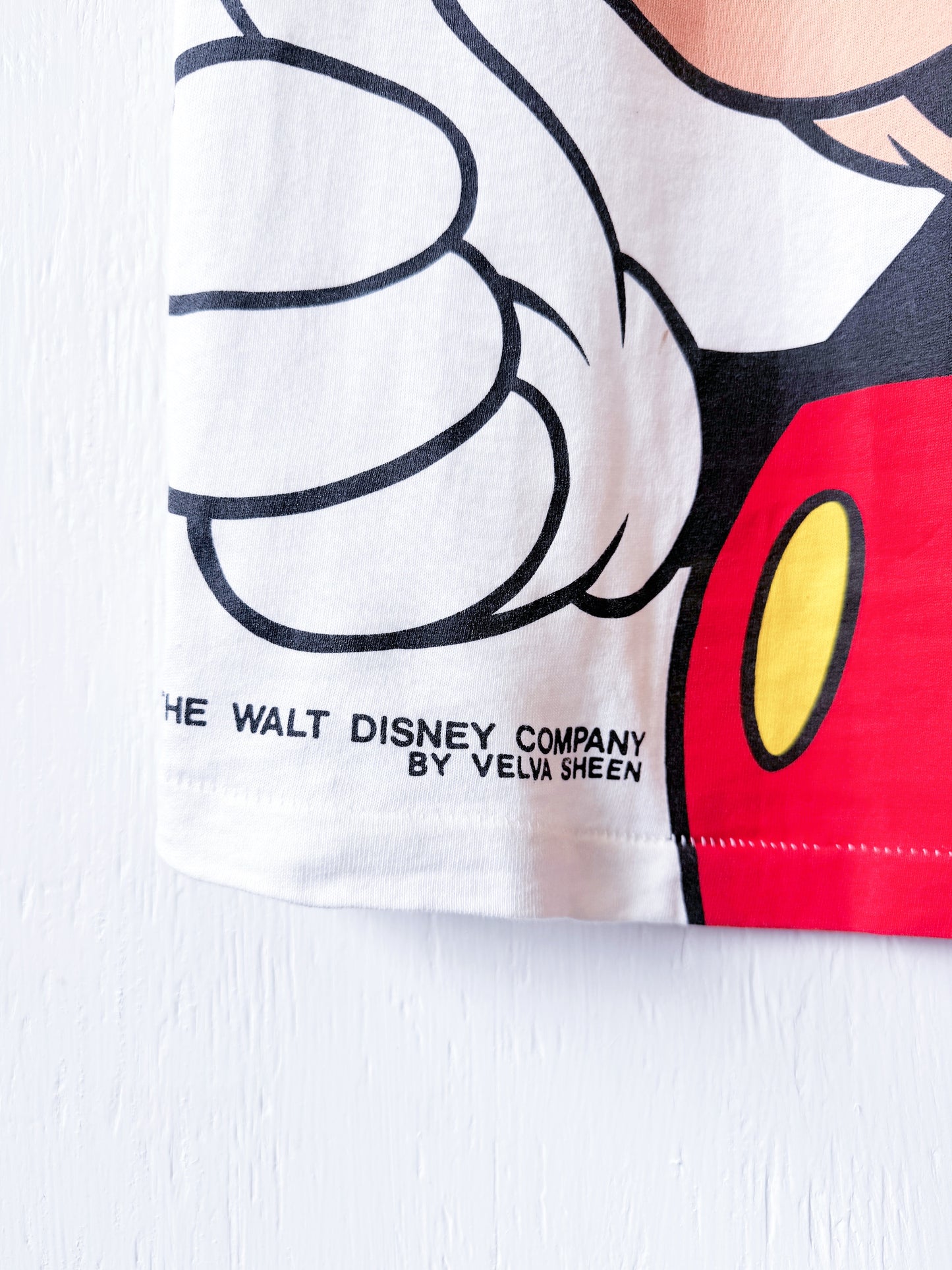 VINTAGE 90’s Big Face Single Stitch Mickey Tee - M