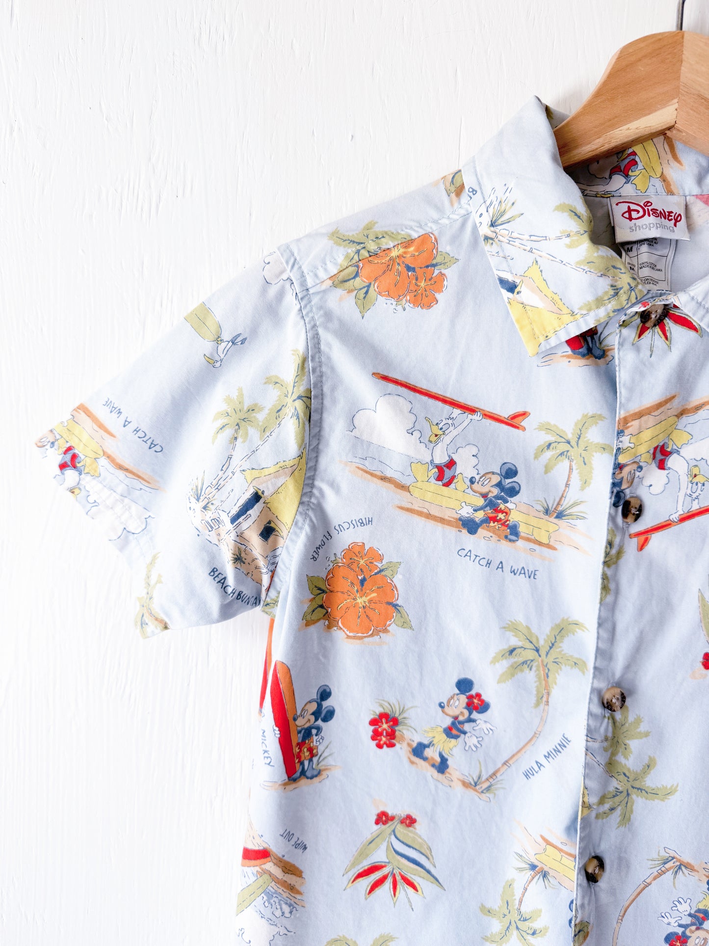 VINTAGE 00’s Disney Store Surf Button Down - YM
