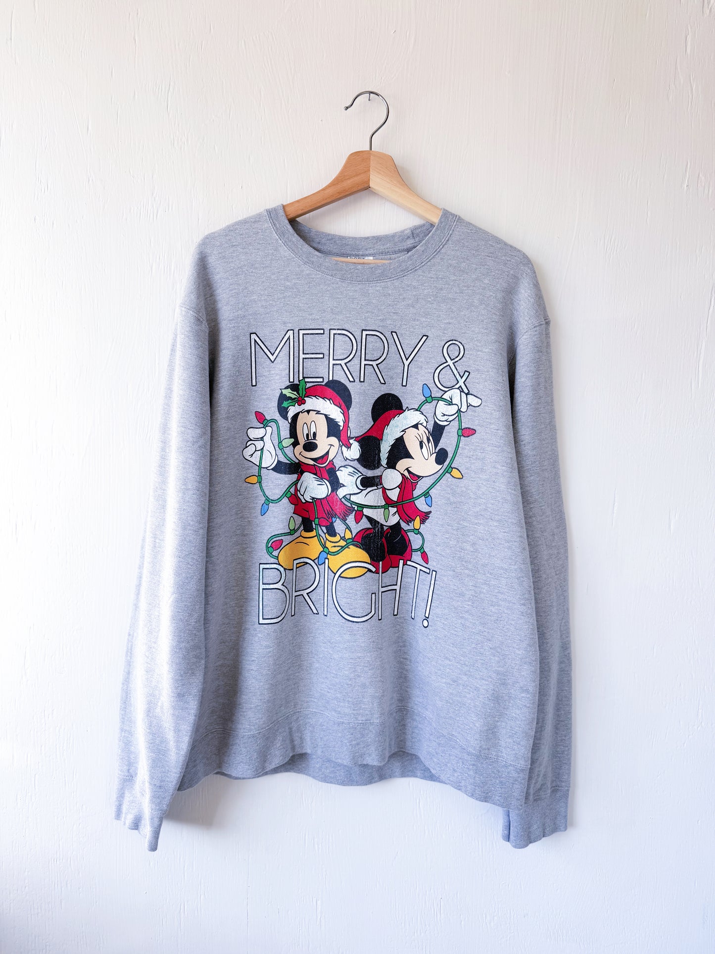 Mickey Minnie Merry + Bright Crewneck - L
